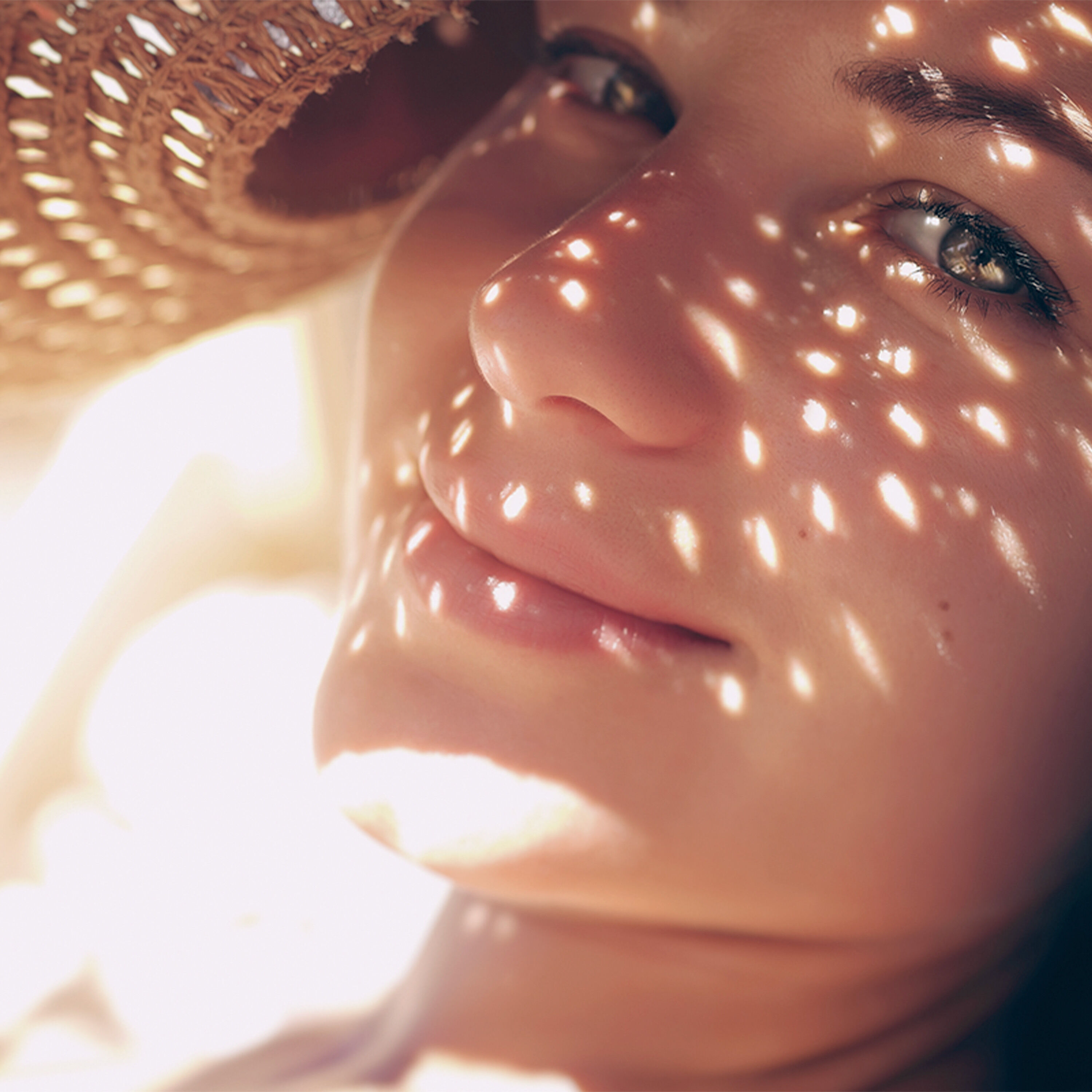 15_Article_Hero_Anti_Aging_Skin_With_Sunscreen